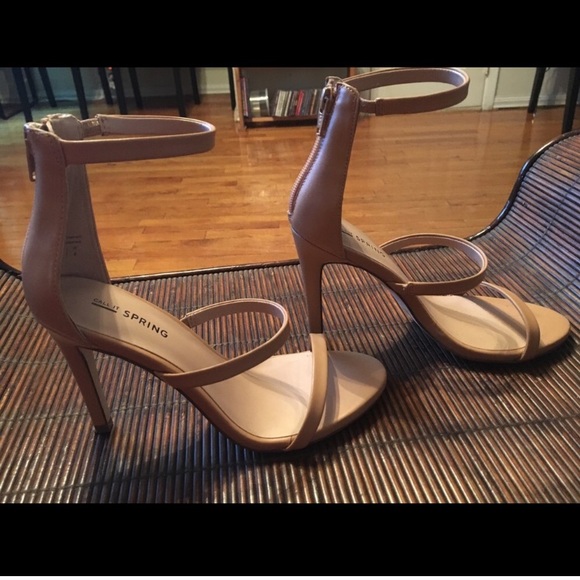 Shoes - Nude strappy heels